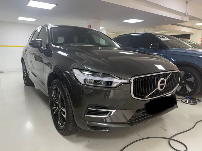 XC60 2.0 T8 HYBRID MOMENTUM AWD GEARTRONIC