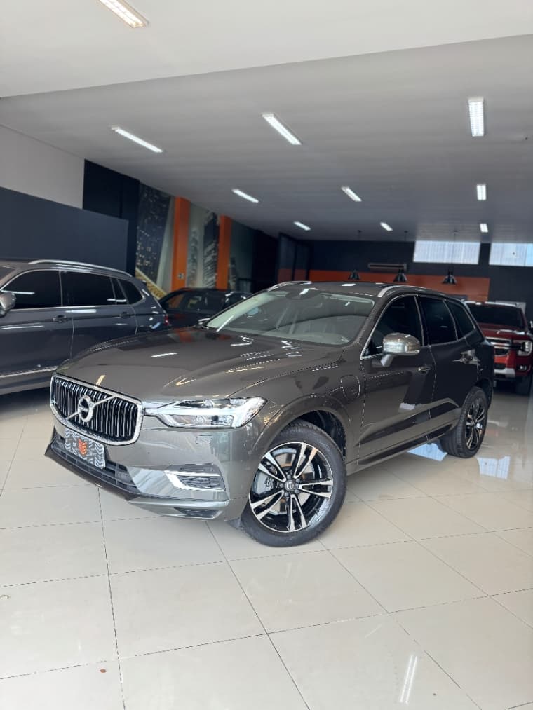 XC60 2.0 T8 HYBRID MOMENTUM AWD GEARTRONIC