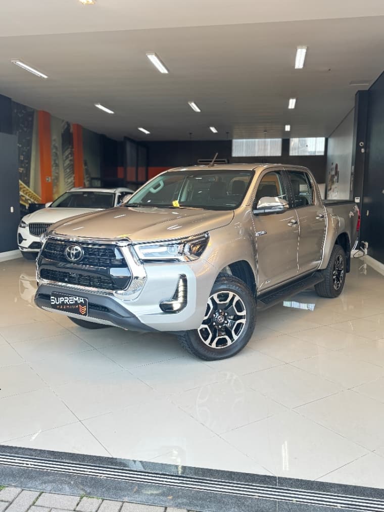 HILUX 2.8 D-4D TURBO DIESEL CD SRX 4X4 AUTOMÁTICO