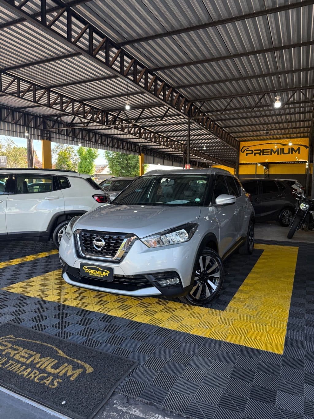 KICKS SV 1.6 16V FlexStar 5p Aut.