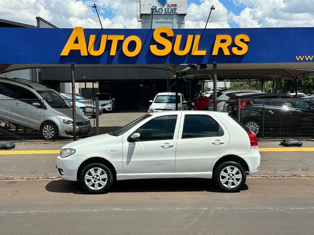 Palio 1.3 ELX Flex completo