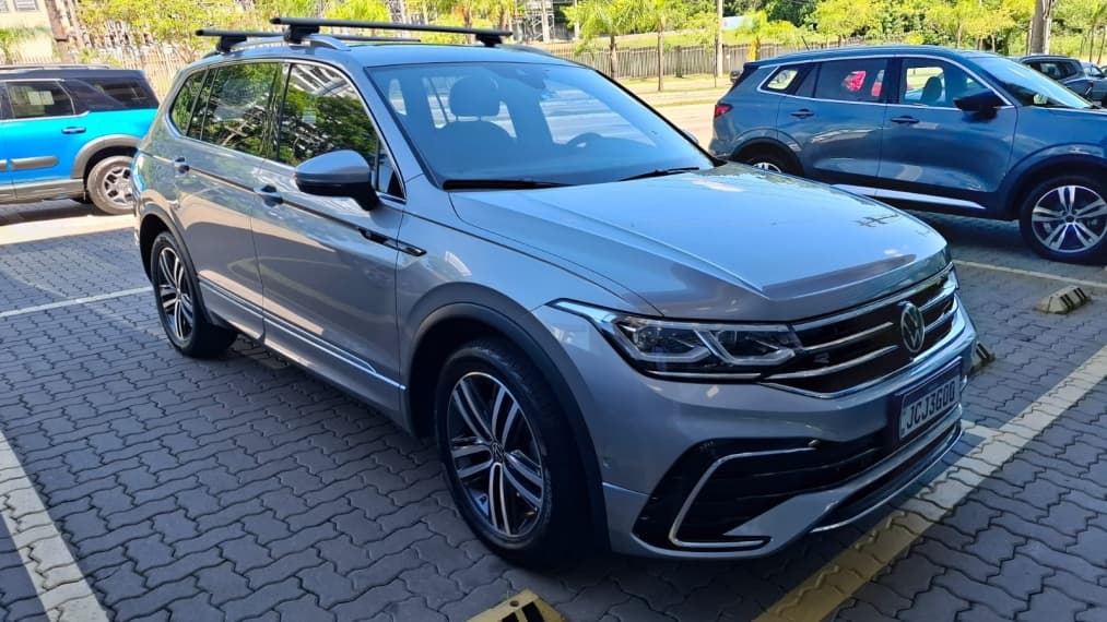 TIGUAN 2.0 300 TSI GASOLINA ALLSPACE R-LINE