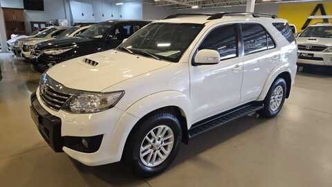Hilux SW4 3.0 SRV 4X4