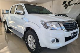 Toyota Hilux CD SRV D4-D 4x4 3.0 TDI Diesel Aut 2013 Diesel