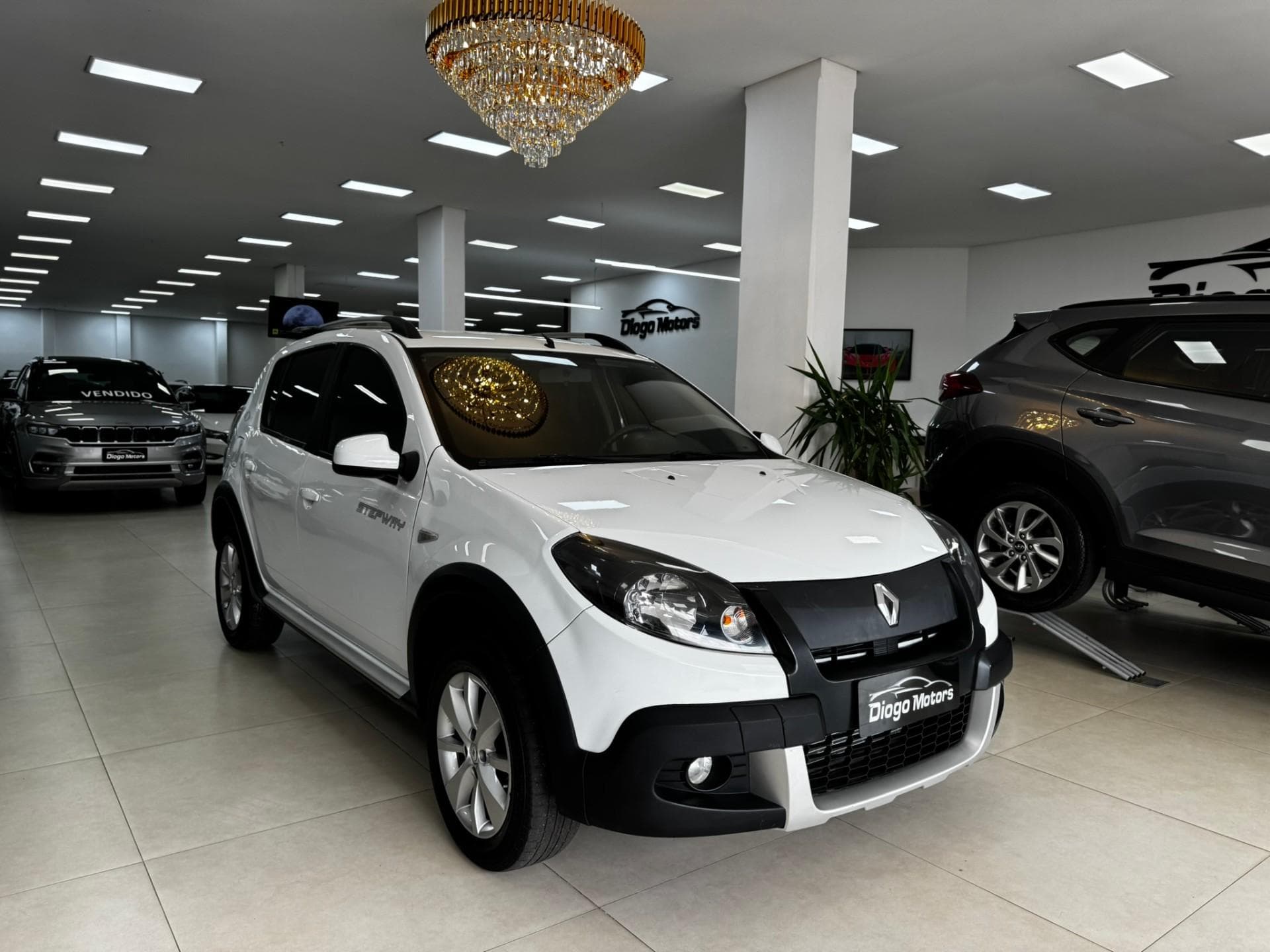 Renault - Sandero STEPWAY Hi-Power 1.6 8V - 2014