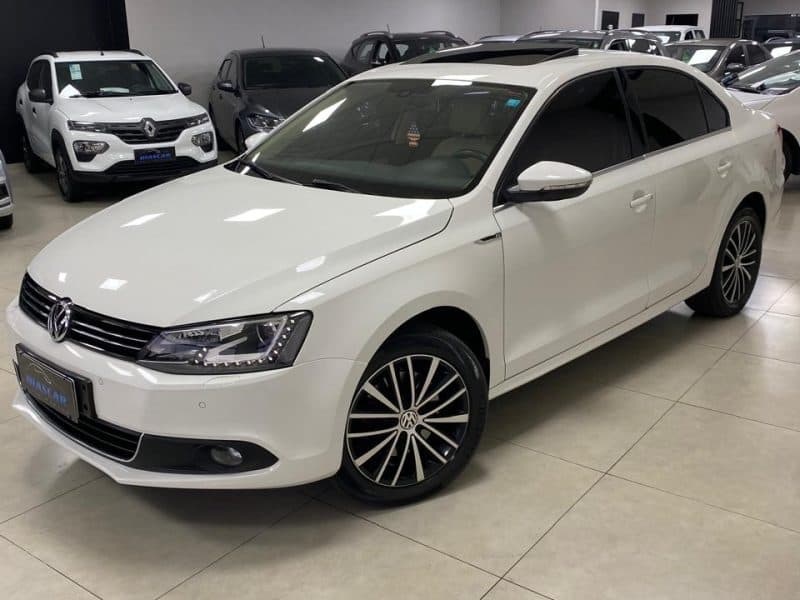 JETTA HIGHLINE 200 TSI