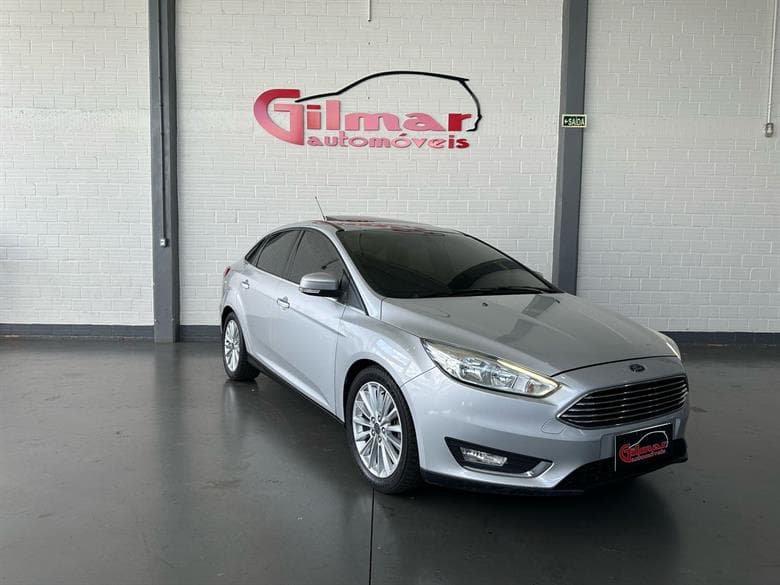 Focus sedan Titanium