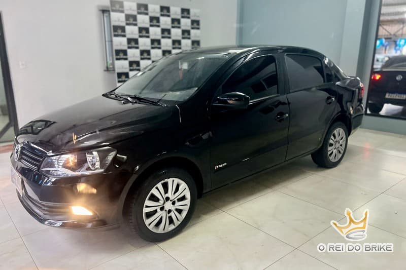 VOLKSWAGEN VOYAGE 1.0 8v Completo