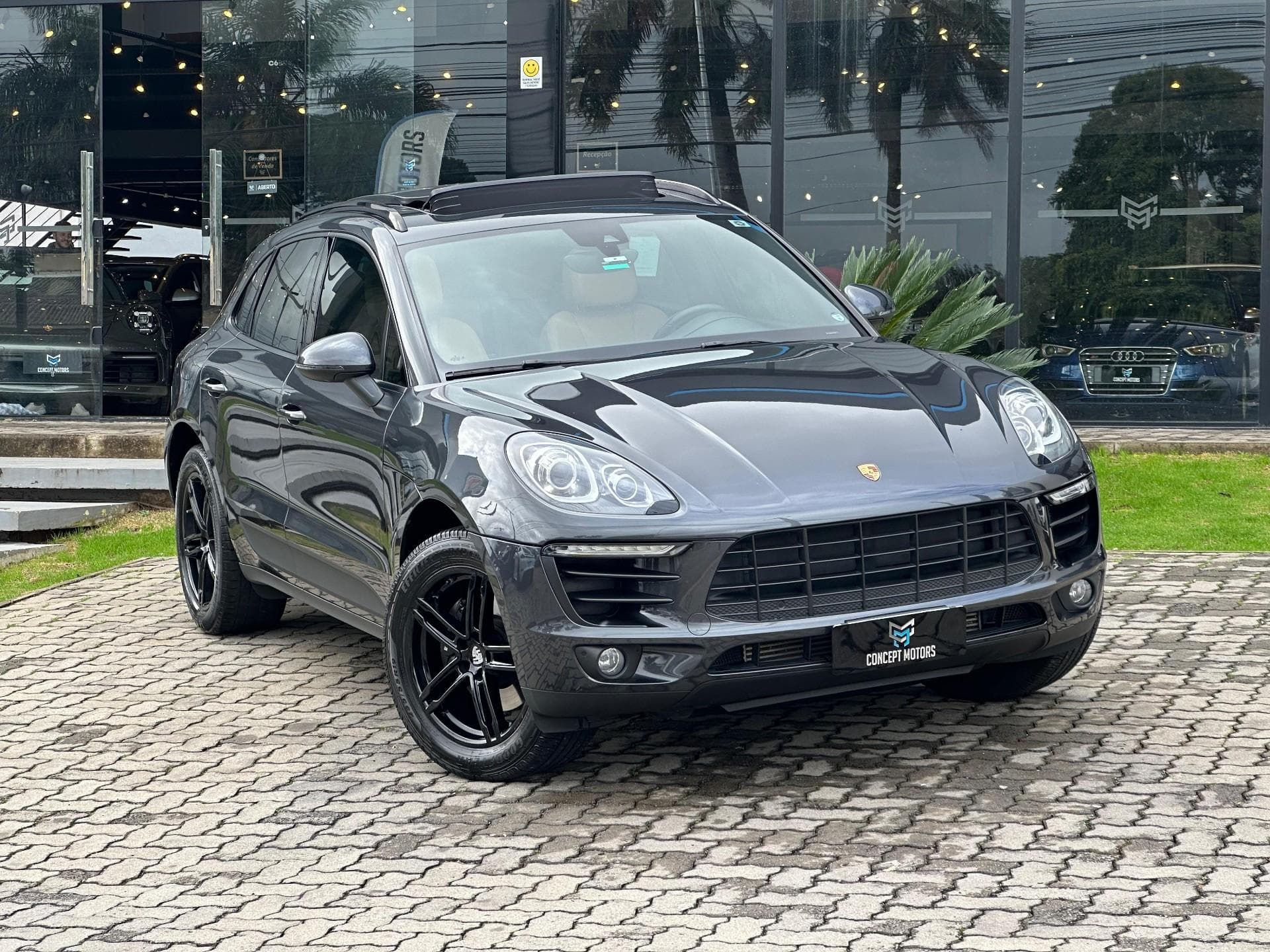 Porsche - Macan 2.0 Turbo - 2018