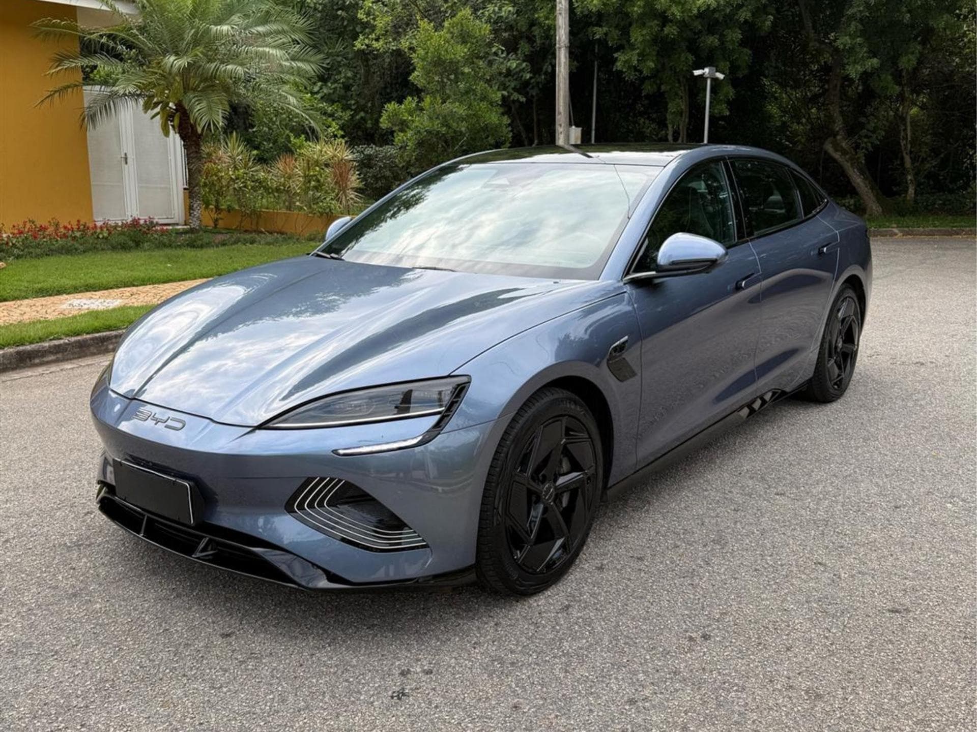 BYD - SEAL 82,5 KW ELÉTRICO AWD - 2025