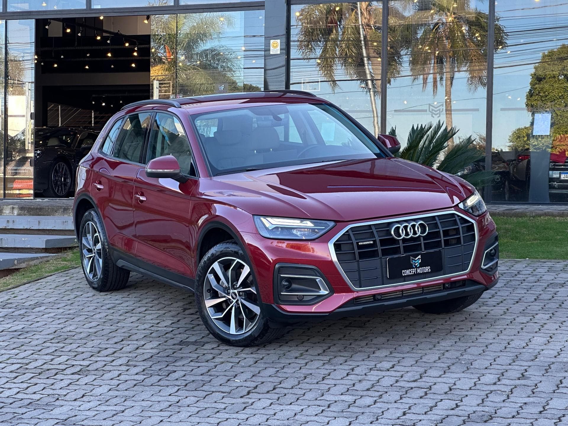 Audi - Q5 S-Line 2.0 TFSI Quattro S-tronic - 2021