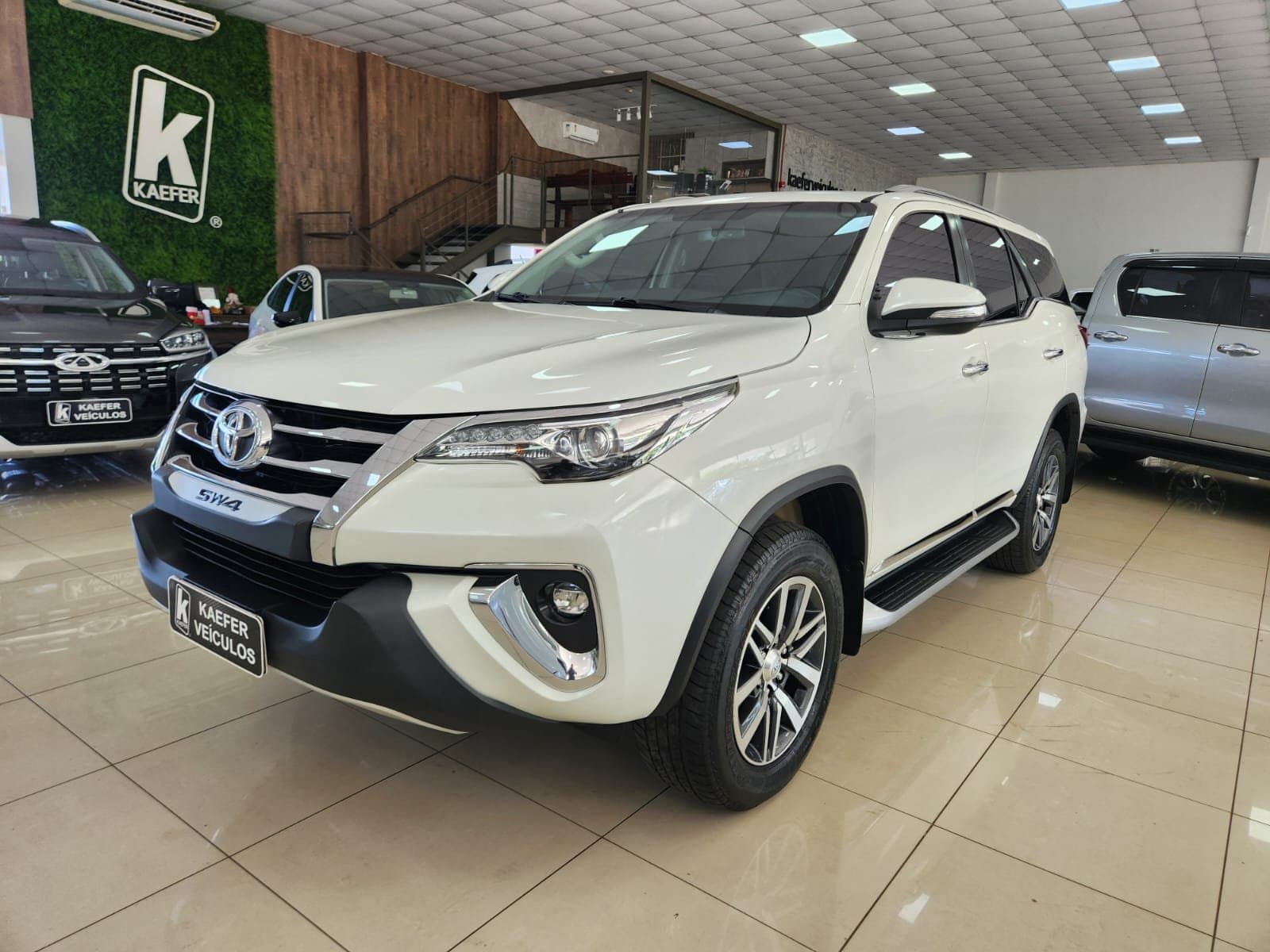HILUX SW4