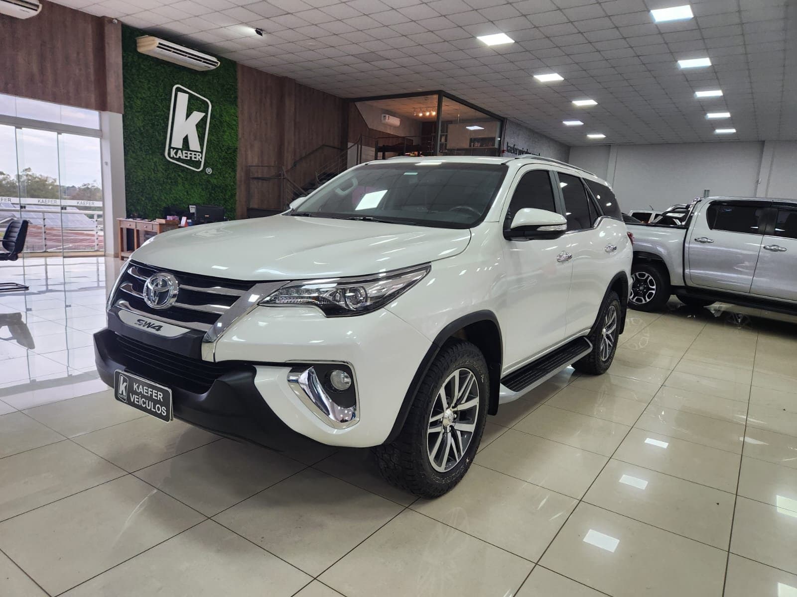 HILUX SW4