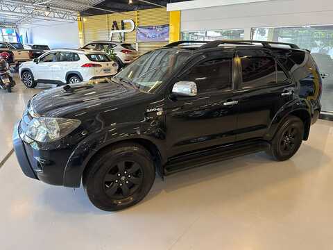 Hilux SW4 3.0 SRV 4X4