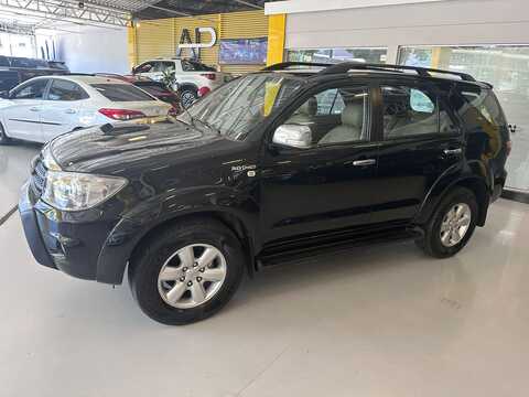 Hilux SW4 3.0 SRV 4X4