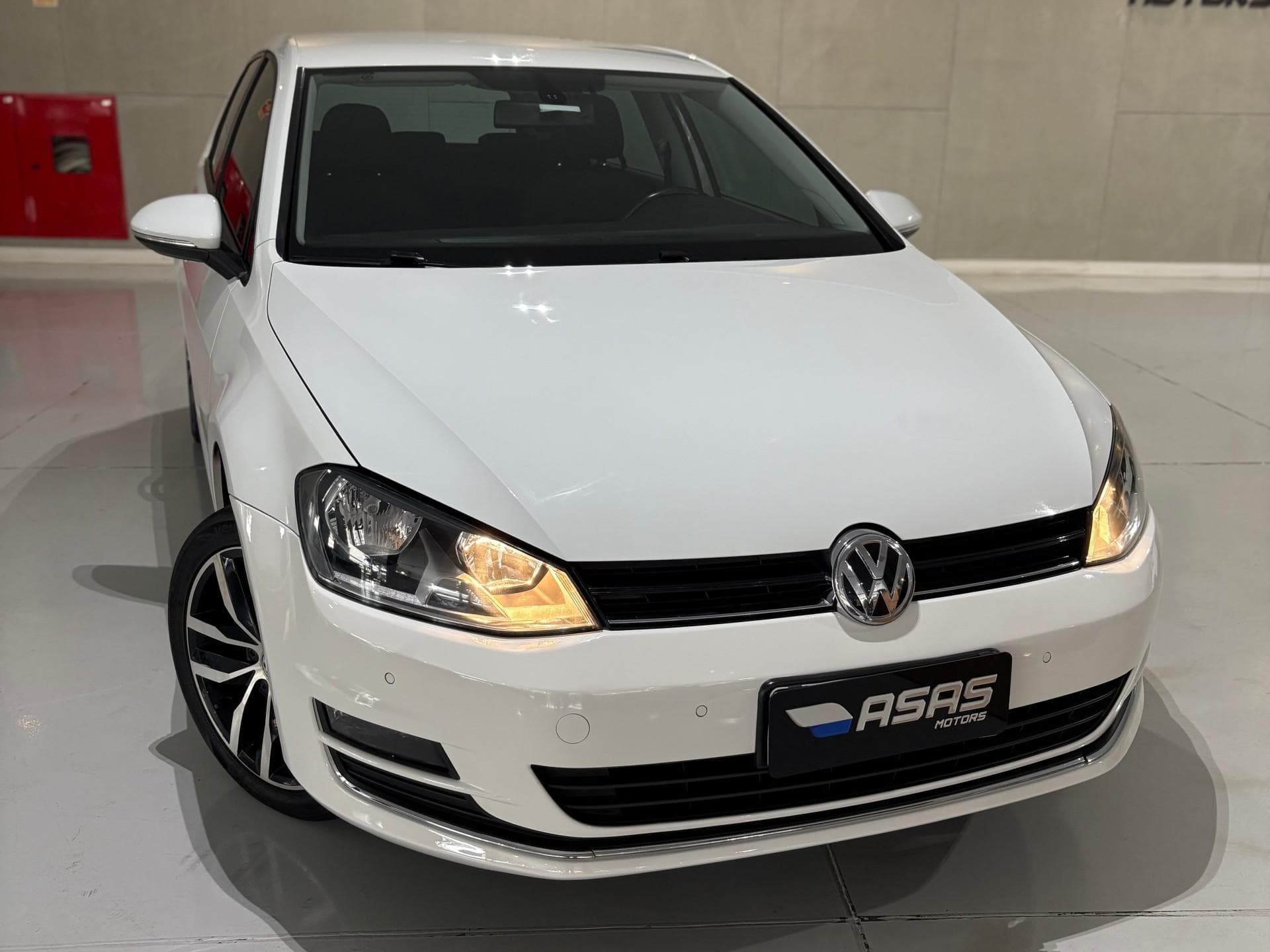 Volkswagen - Golf