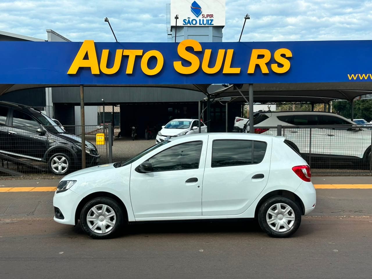 Sandero 1.0 Authentic
