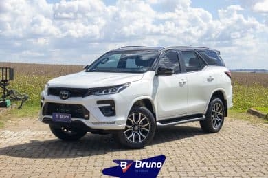 HILUX SW4 GR-S 2.8 TURBO 4X4 AT 2022 | 7 LUGARES |