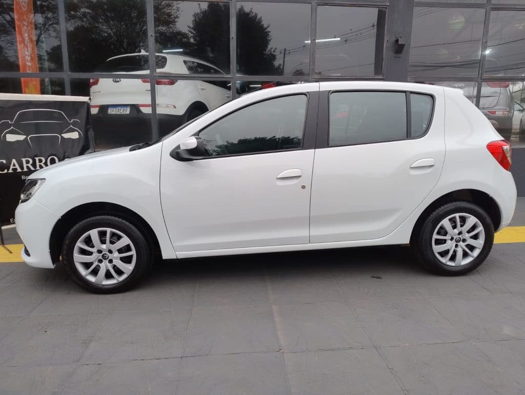 SANDERO HI POWER 8V 1.6 EXPRESSION HI POWER COMPLETA ANO 2015