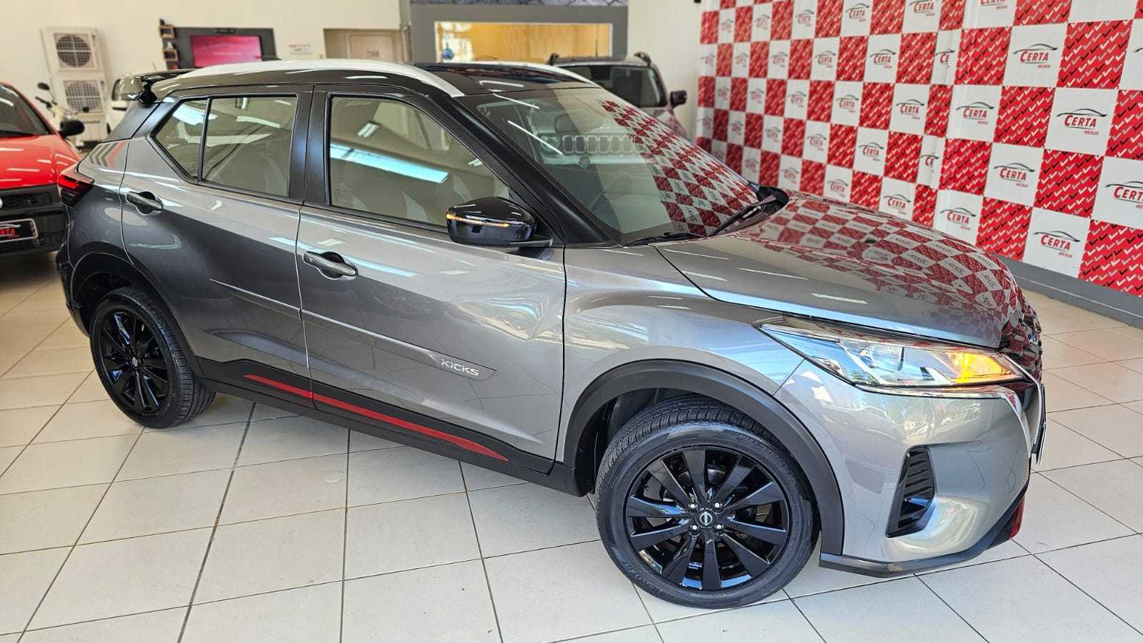 KICKS-XPLAI-ÚNICO-DONO