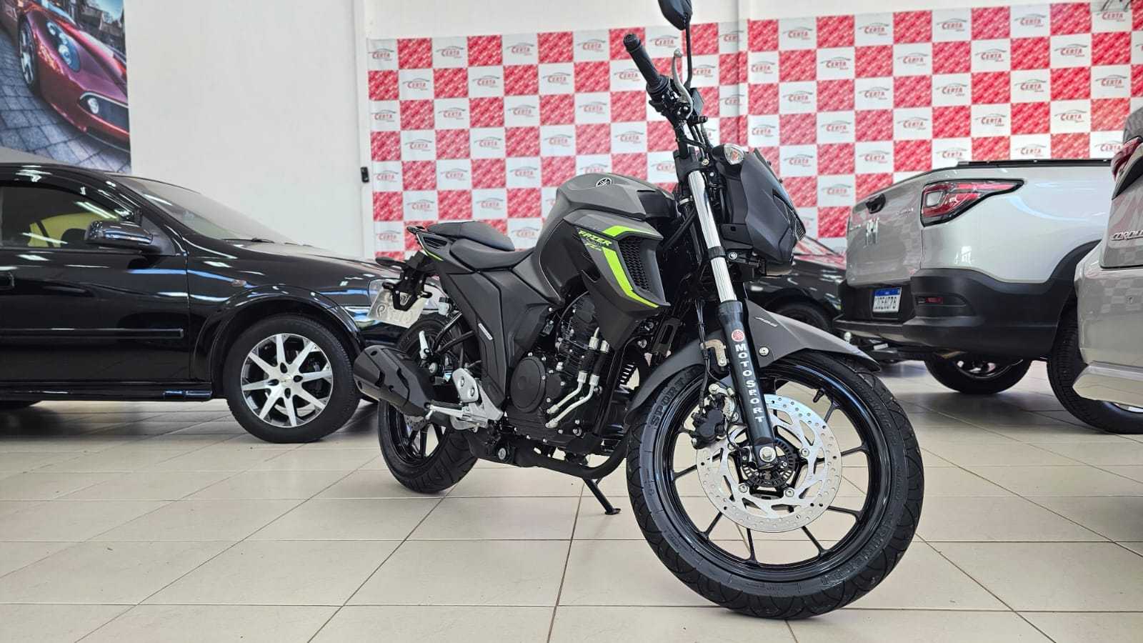 FZ25
