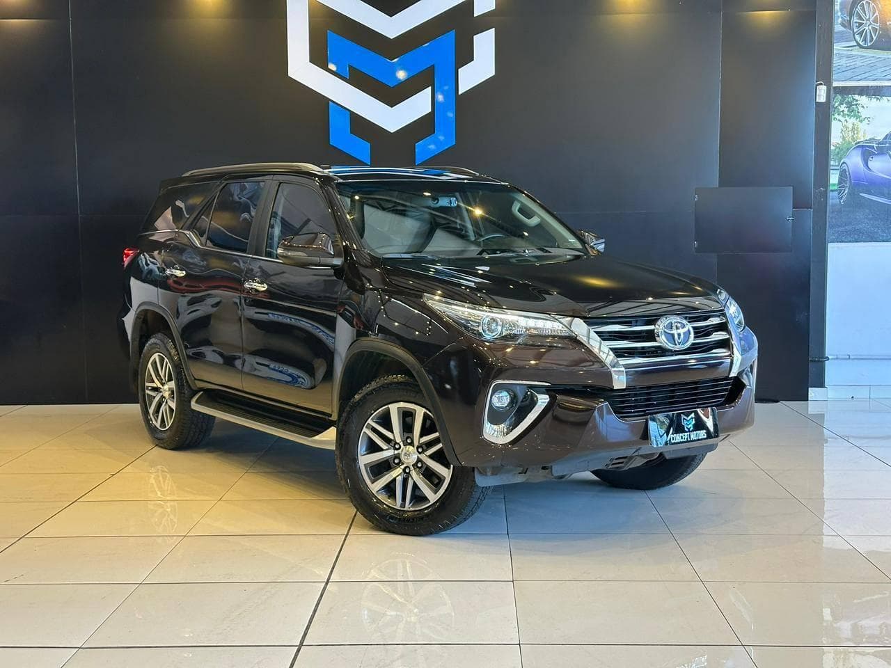 Toyota - Hilux SW4 SRX 4x4 2.8 TDI 16V Dies. Aut. - 2019