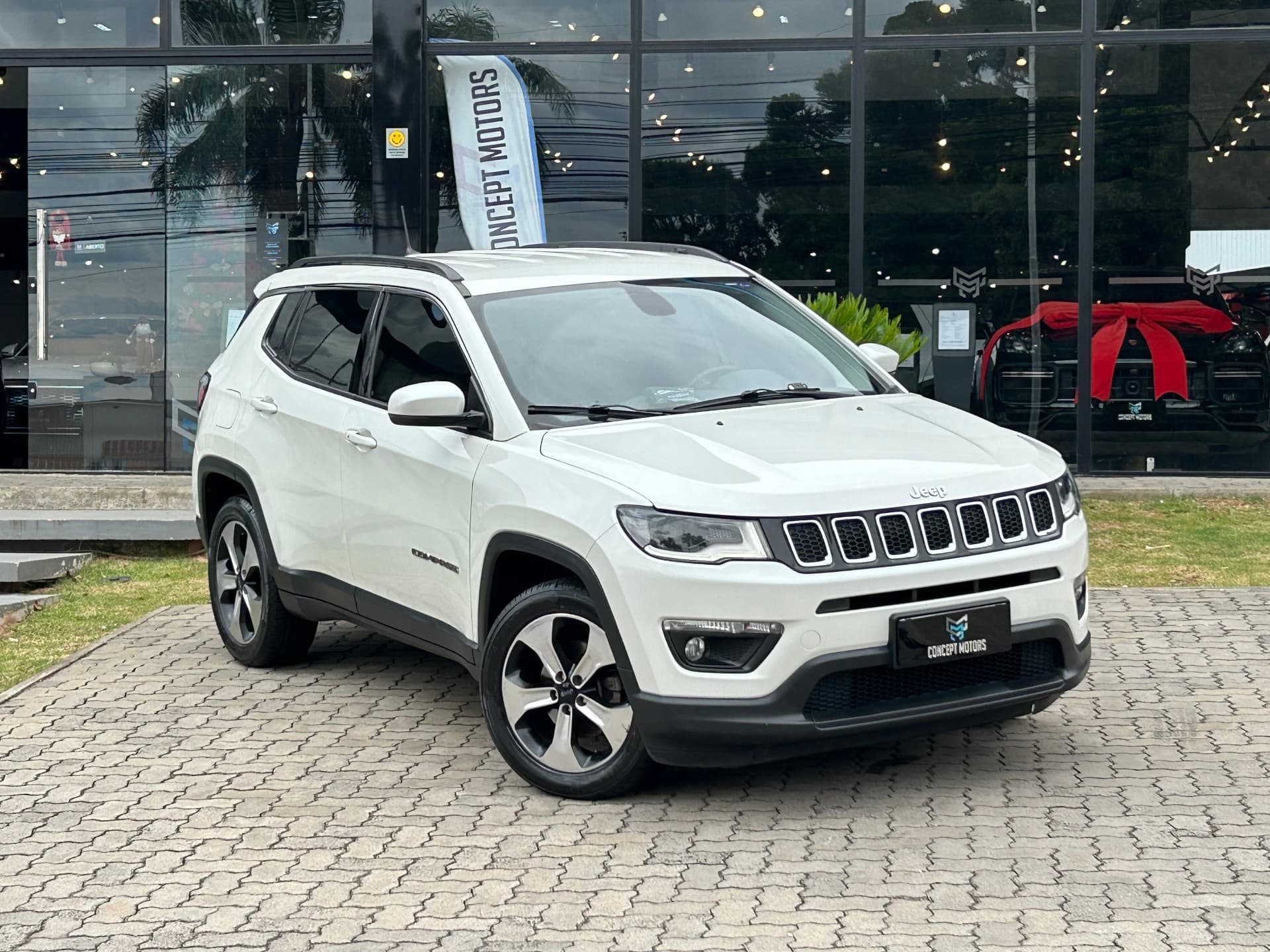 Jeep Compass LONGITUDE 2.0 4x2 Flex 16V Aut.