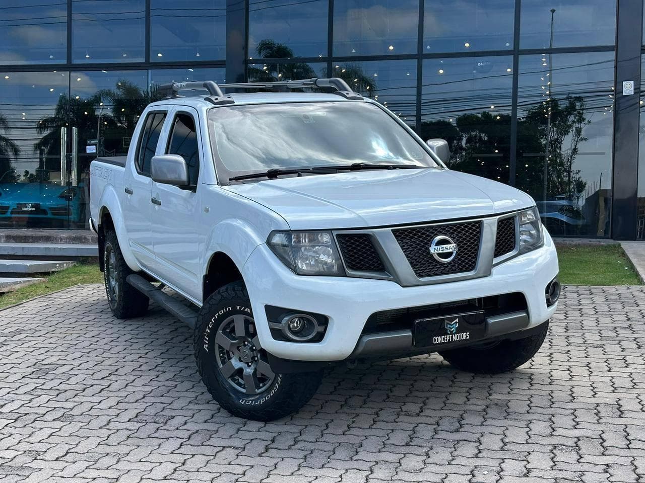 Nissan - Frontier SV AT.CD 4x4 2.5 TB Diesel Mec. - 2014