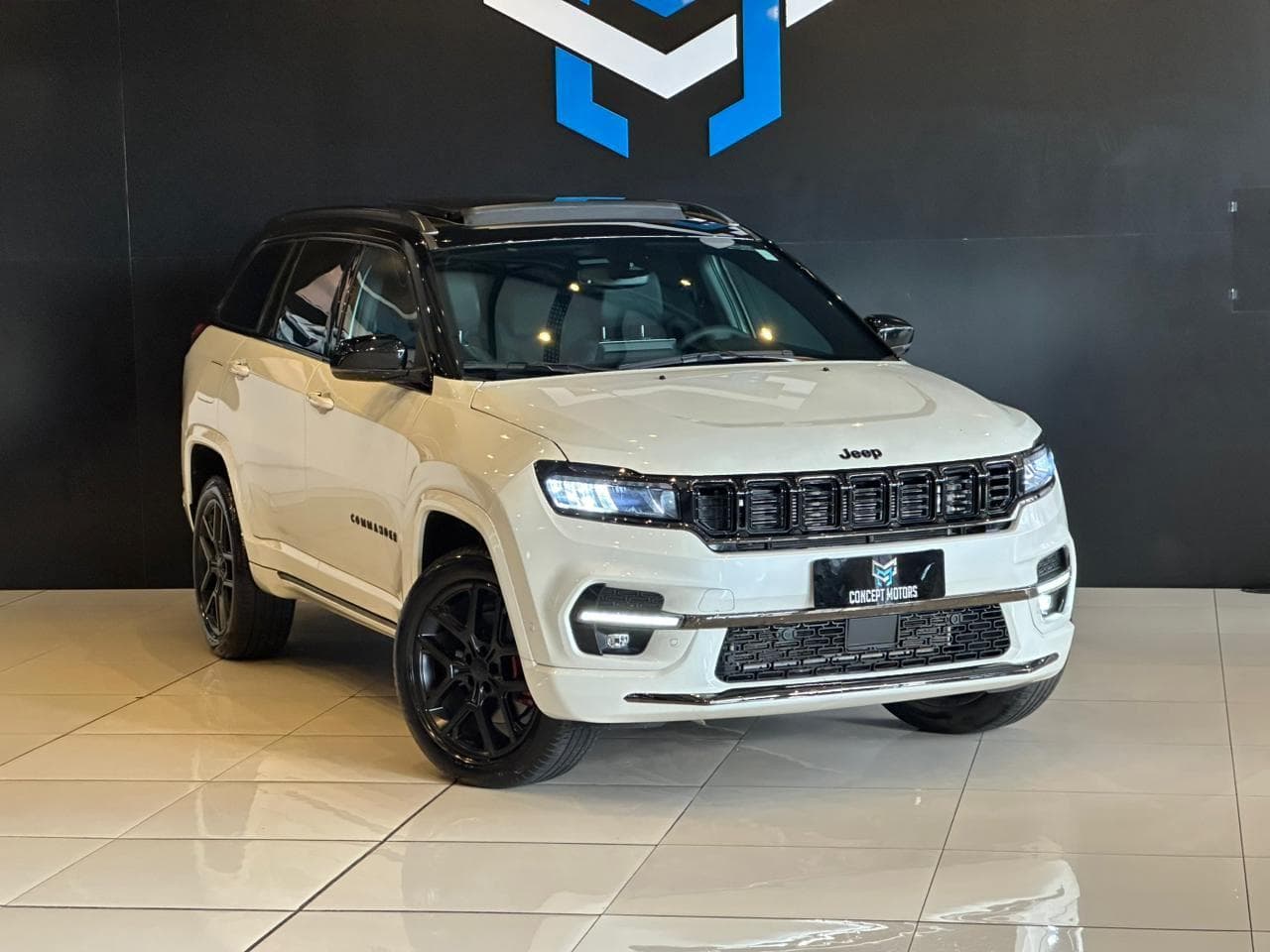 Jeep - Commander BlackHawk 2.0 4x4 TB Aut - 2025