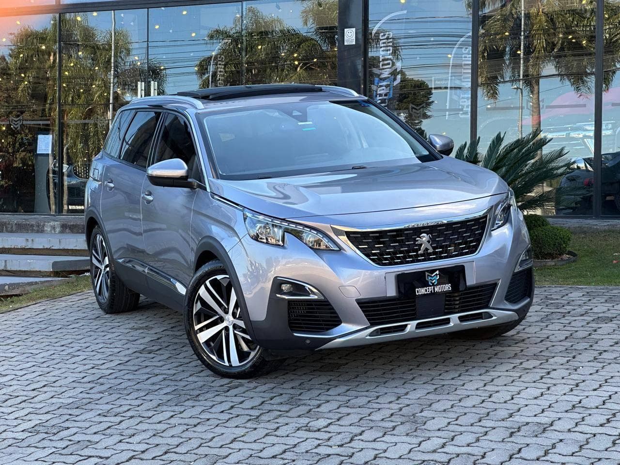 Peugeot 5008 Griffe Pack 1.6 Turbo 16V 5p Aut.