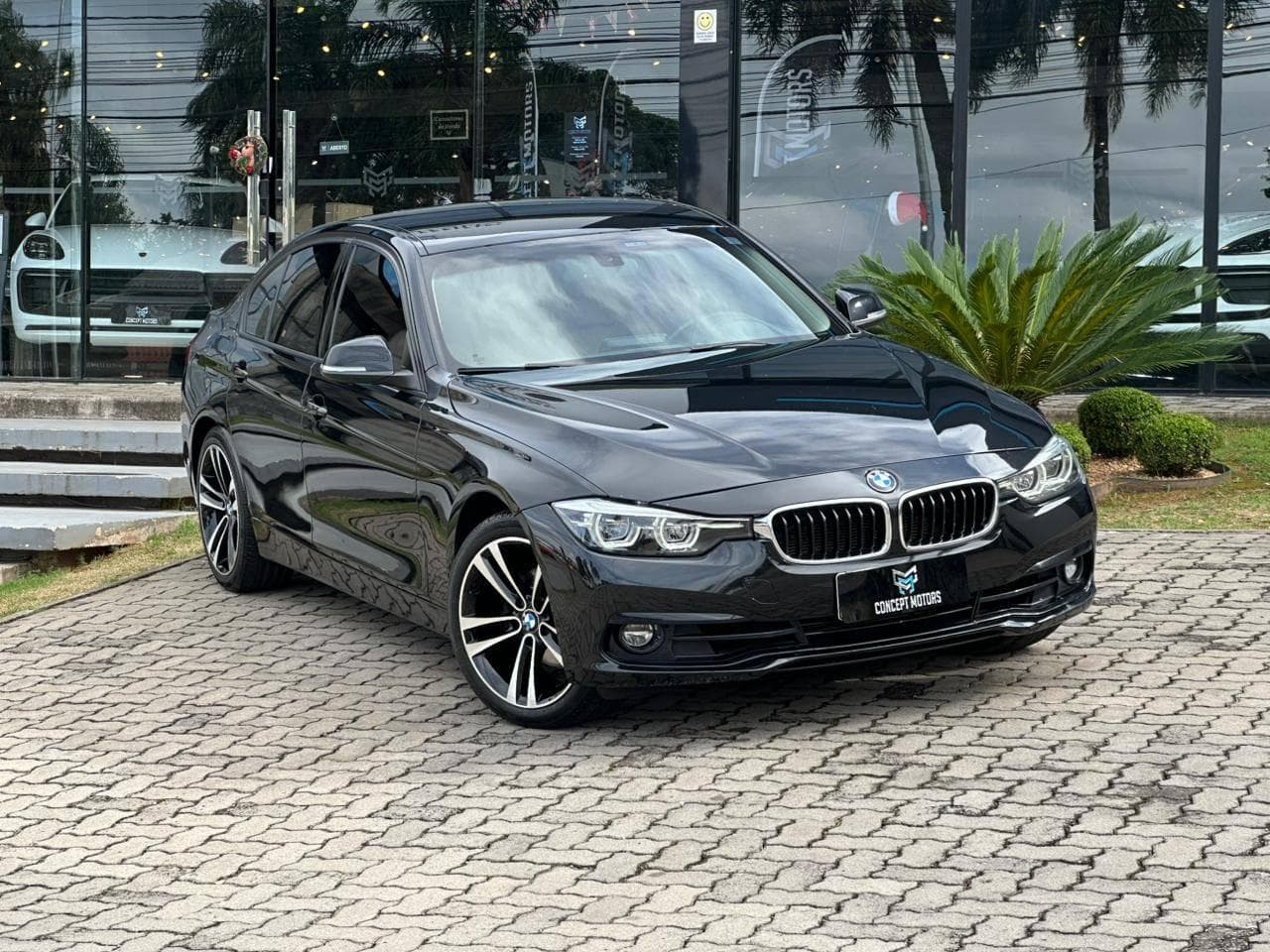 BMW - 320i Modern/Sport TB 2.0/A.Flex/GP 4p - 2018