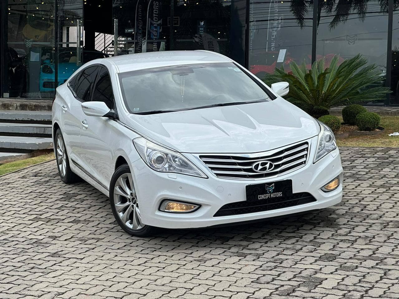 Hyundai - Azera 3.0 V6 24V 4p Aut. - 2015