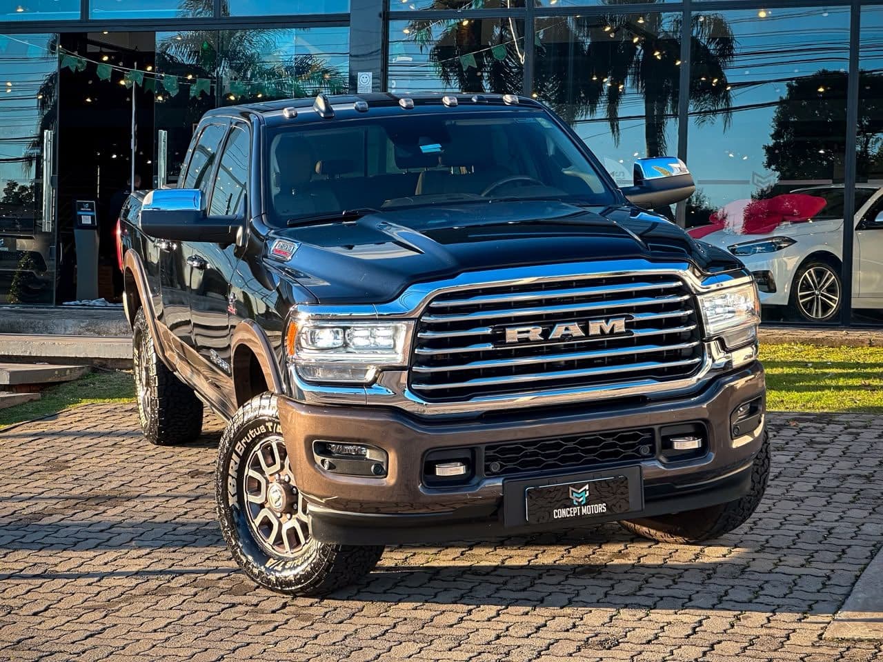 Ram 3500 YELLOWSTONE EDITION 6.7 TB CD Die.