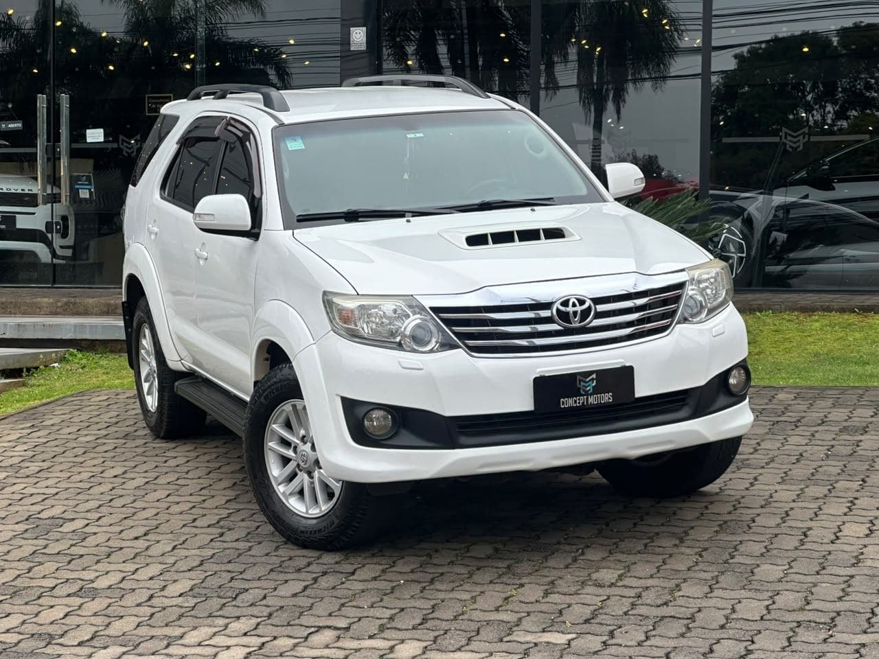 Toyota Hilux SW4 SW4 SRV D4-D 4x4 3.0 TDI Dies. Aut