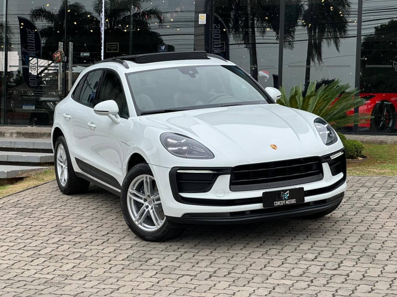 Porsche - Macan 2.0 Turbo - 2026