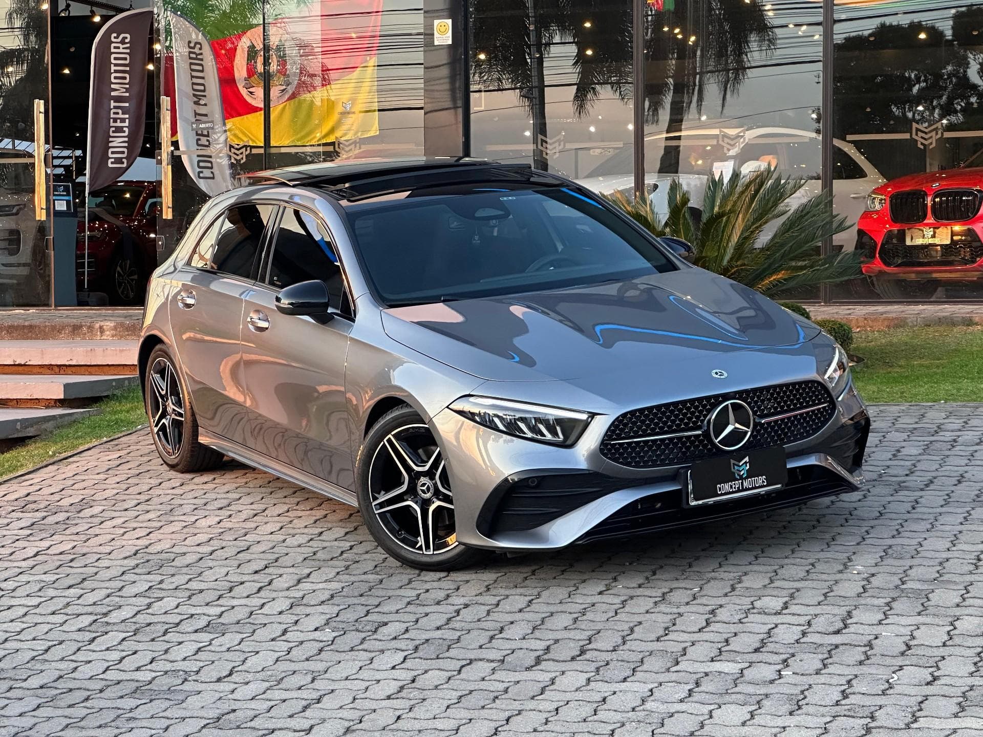 Mercedes-Benz - A 200 200 AMG Line 1.3 TB Aut. (Híbrido) - 2024