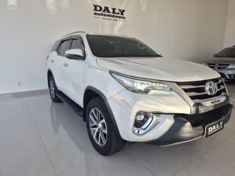 TOYOTA SW4 SRX 2.8 4X4 DIESEL 7 LUGARES