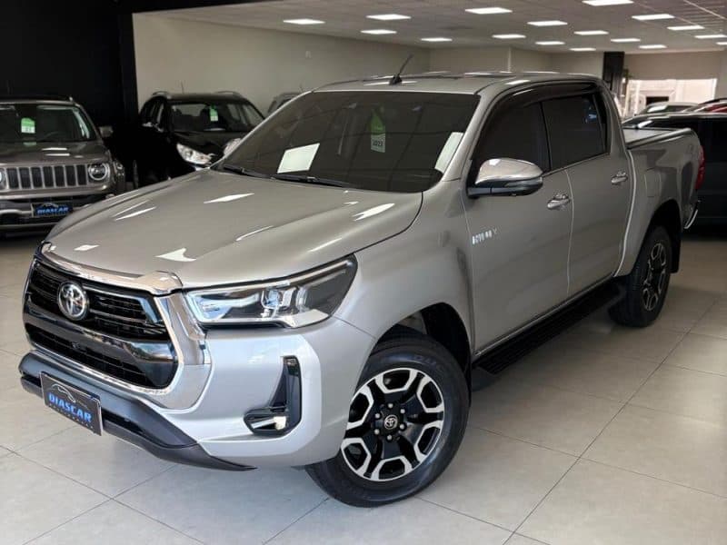 Toyota Hilux SRX Limited 2023 204 cv
