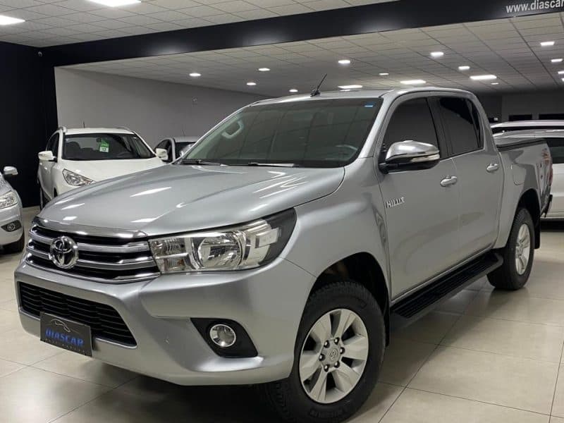 Toyota Hilux SRV 2.8 4×4 CD AT 2016