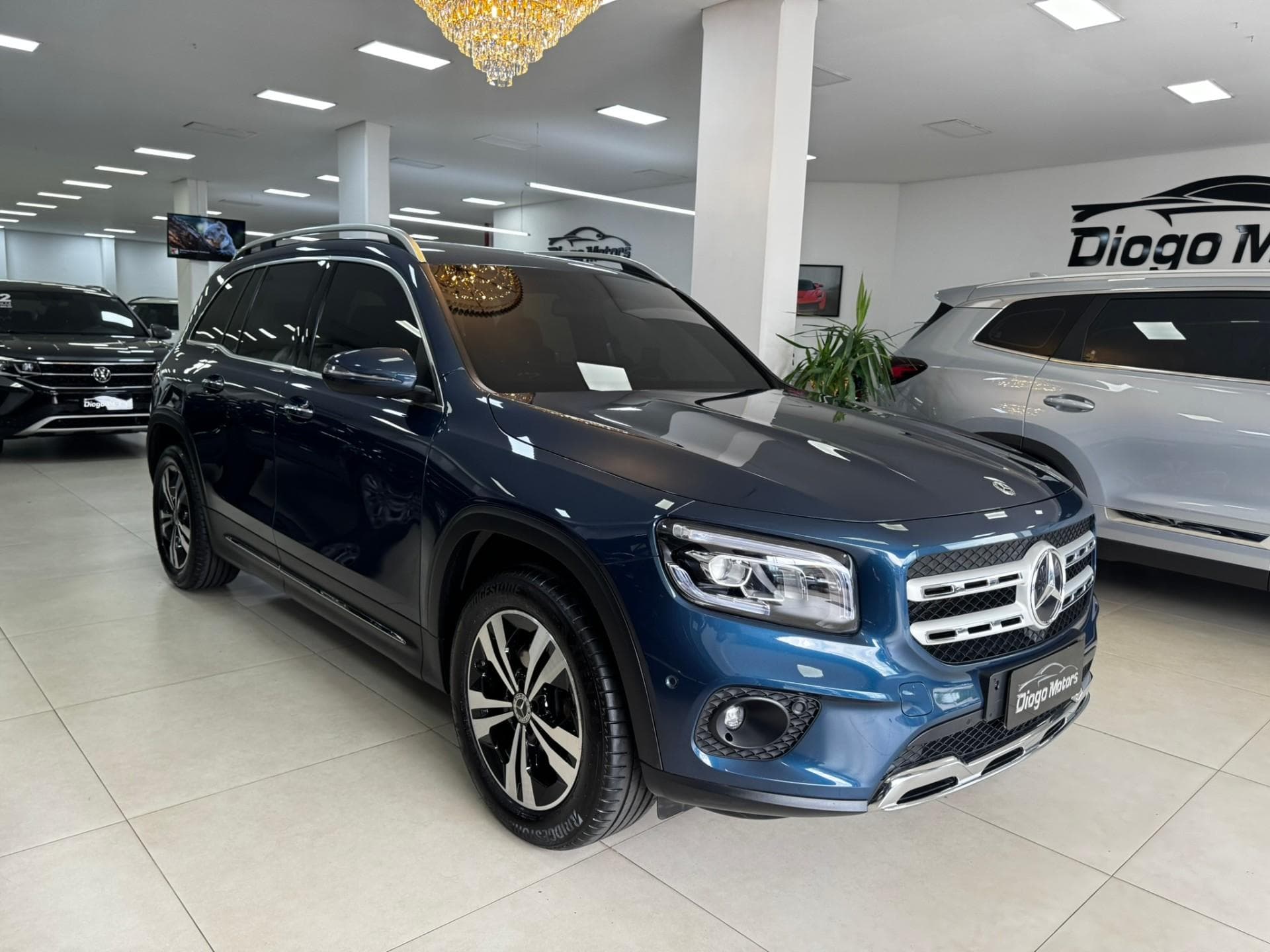 Mercedes-Benz - GLB 200 Advance 1.3 Turbo Automática - 2021