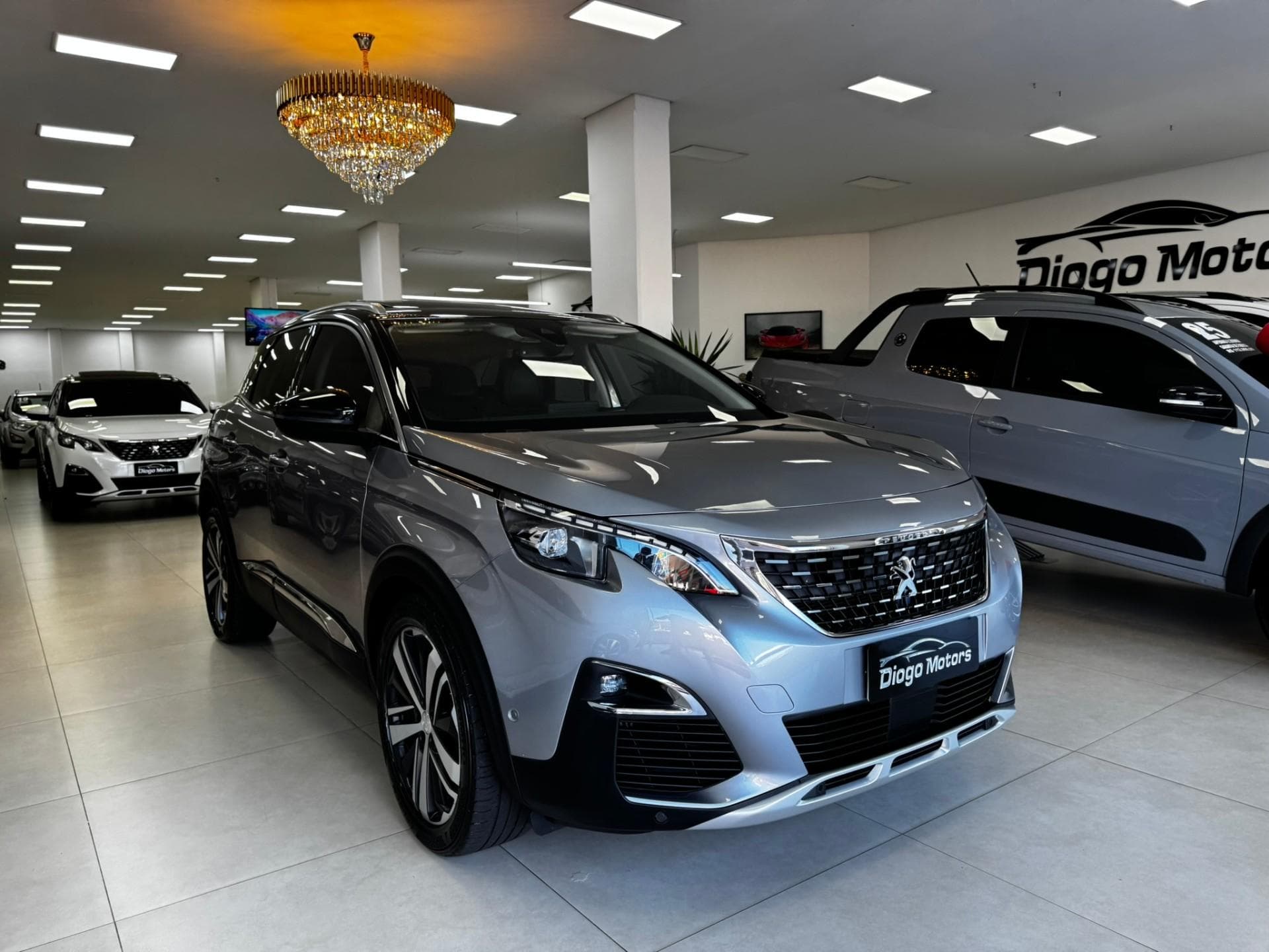 Peugeot - 3008 Griffe Pack 1.6 Turbo Automática - 2019