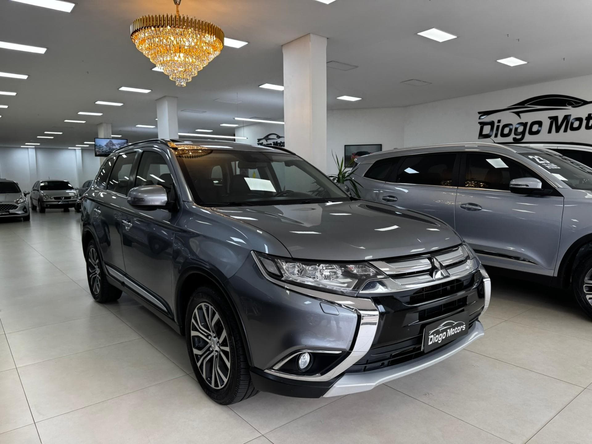 Mitsubishi - Outlander 2.2 Diesel Automática - 2016
