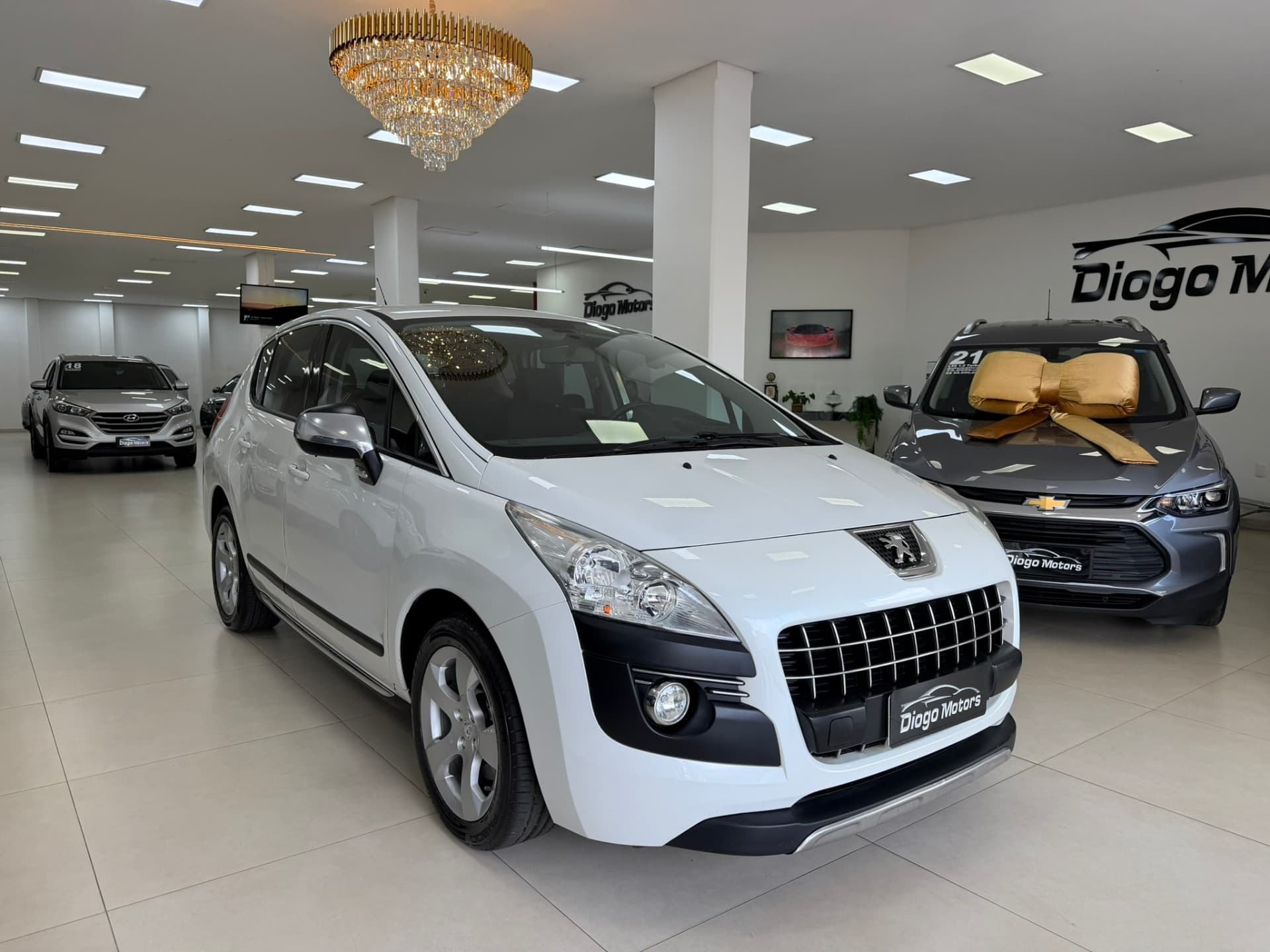 Peugeot - 3008 Allure 1.6 Turbo Automática - 2014
