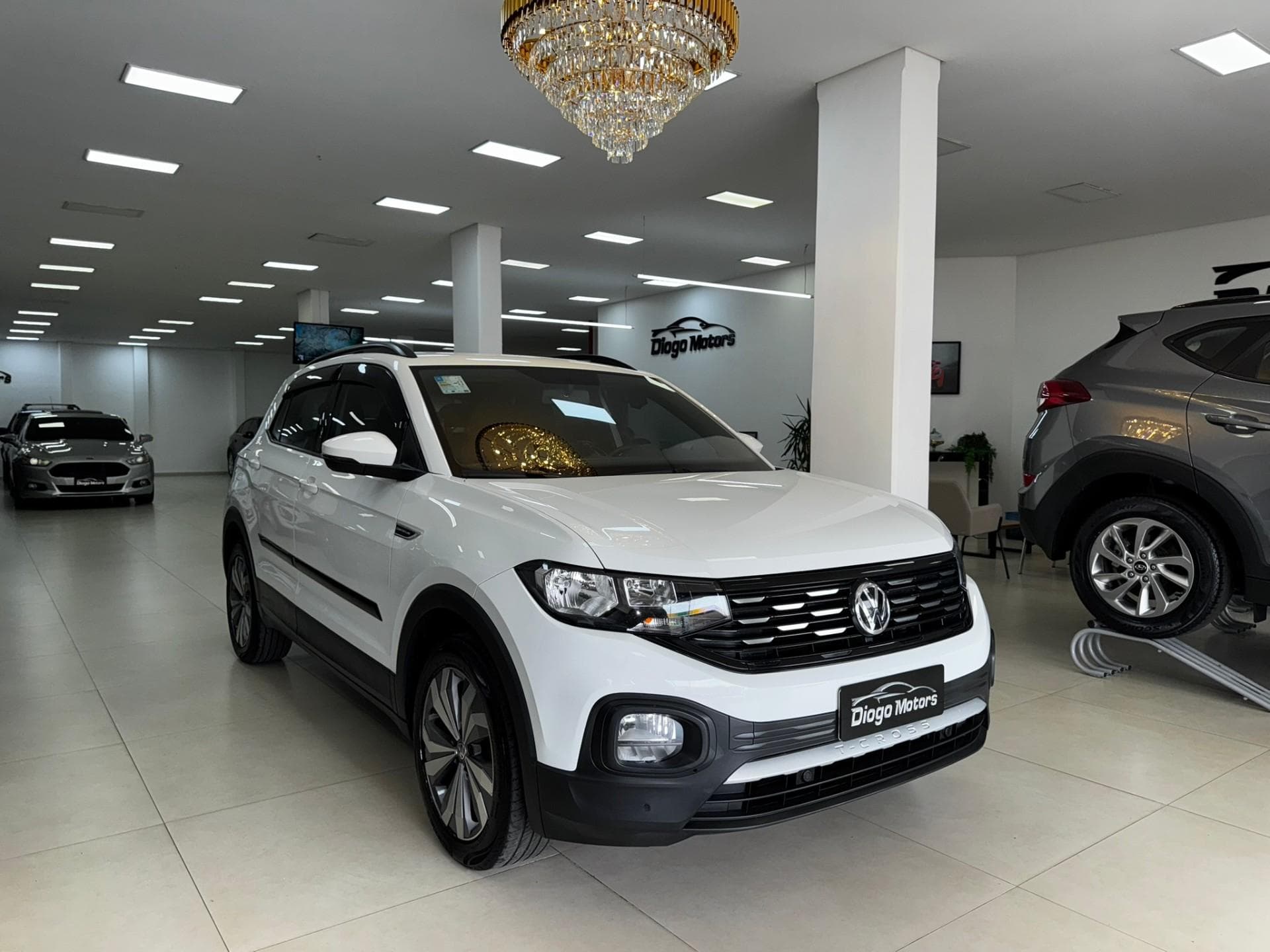 Volkswagen - T-Cross Comfortline 1.0 TSI Automática - 2020