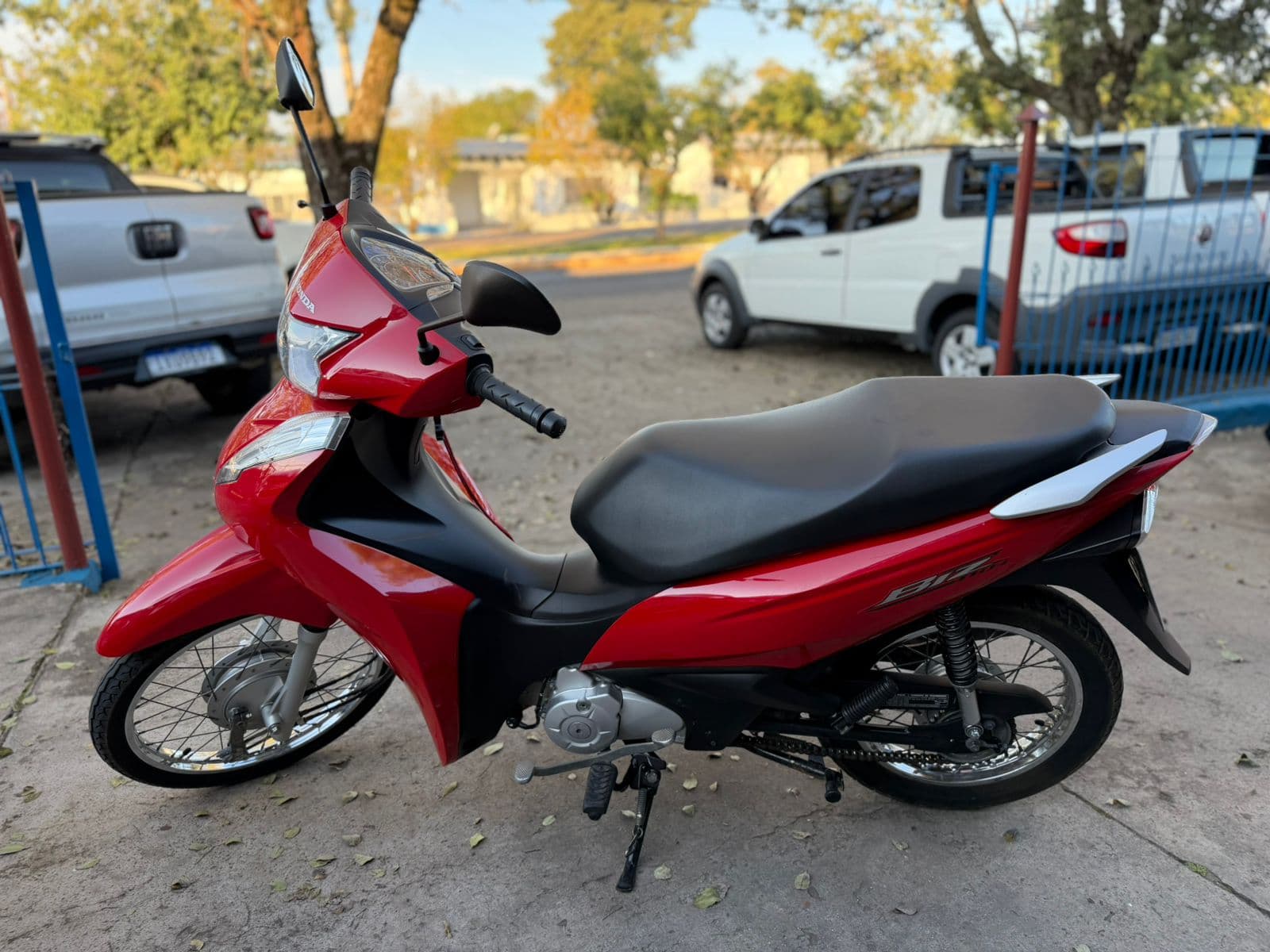 125CC Partida Elétrica 2024 - 4.000km
