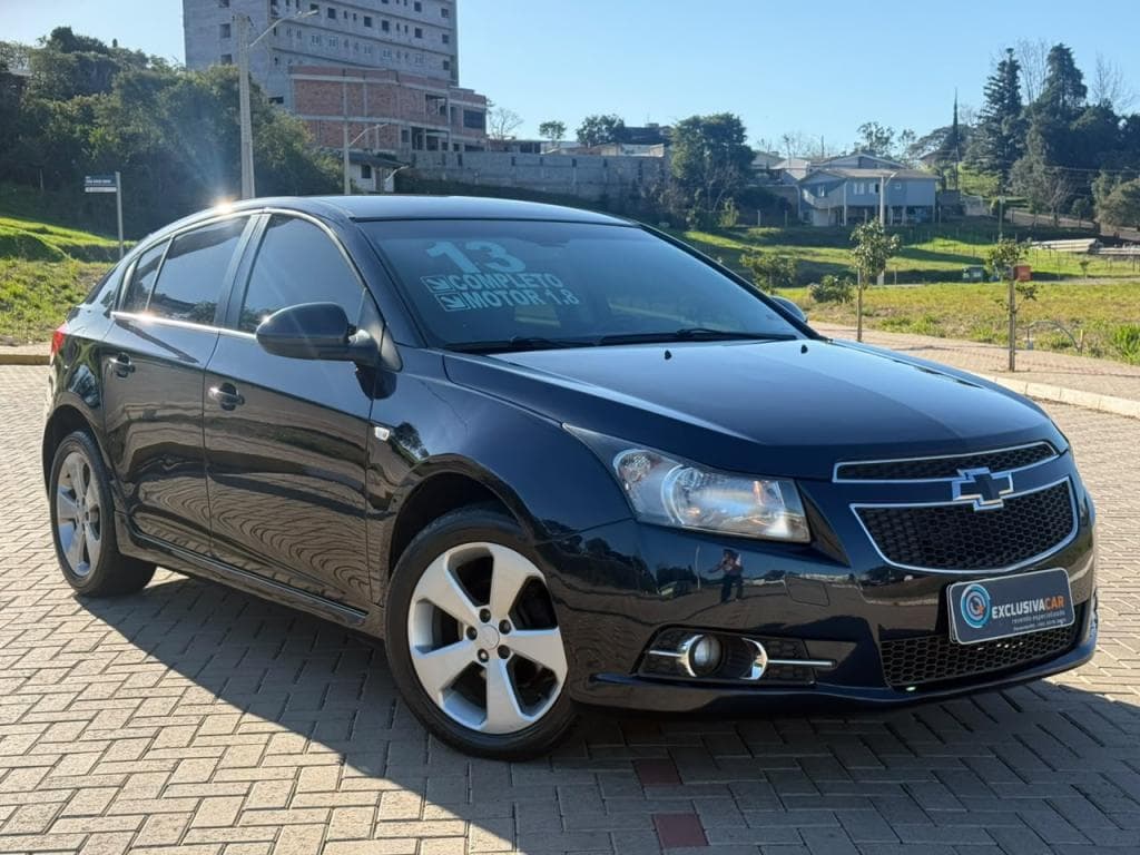 CRUZE HB Sport LT 1.8 16V Aut.