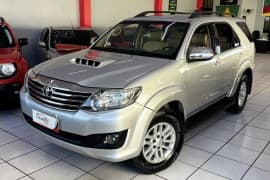 Toyota Hilux SW4 SRV D4-D 4x4 3.0 TDI Aut 2013