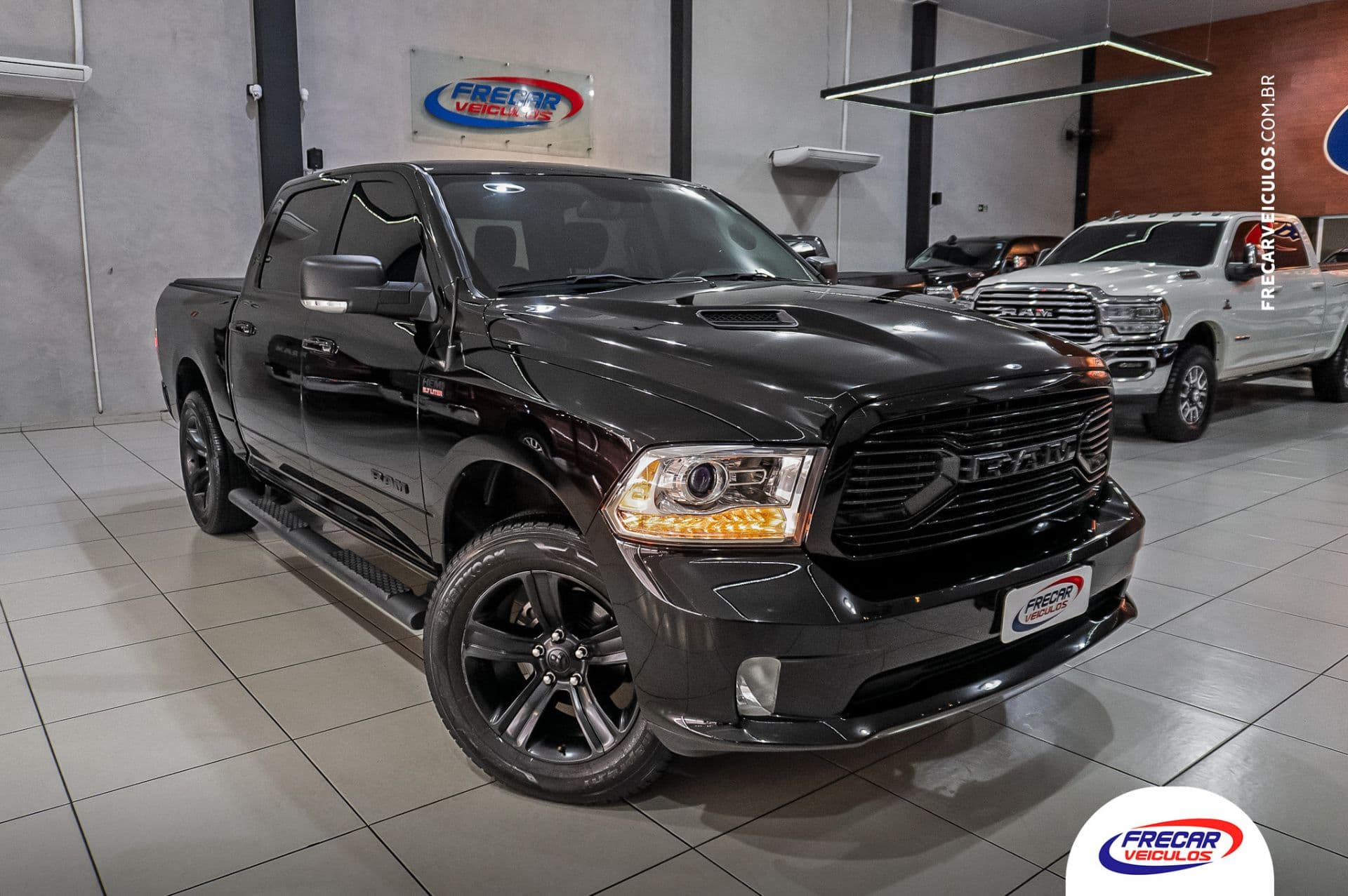 RAM Classic Night Edition 5.7 V8