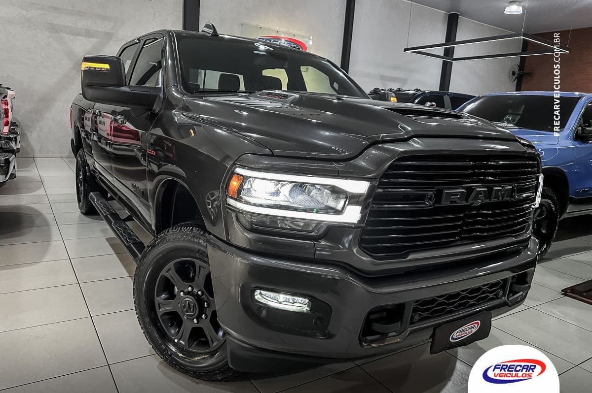 RAM 2500 Night Edition Turbo Diesel