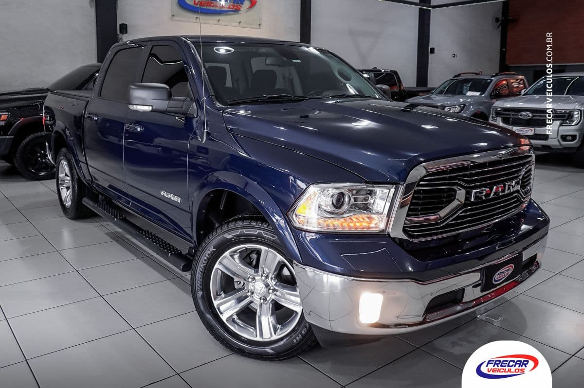 RAM Classic Laramie 5.7 V8